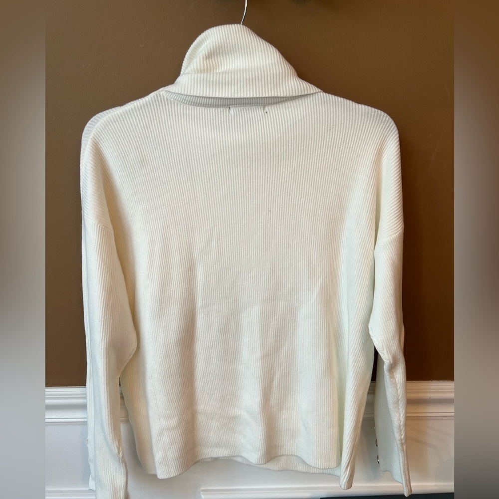 BTFBM Chic White Turtleneck Ribbed Sweater Size Large - Picture 4 of 5